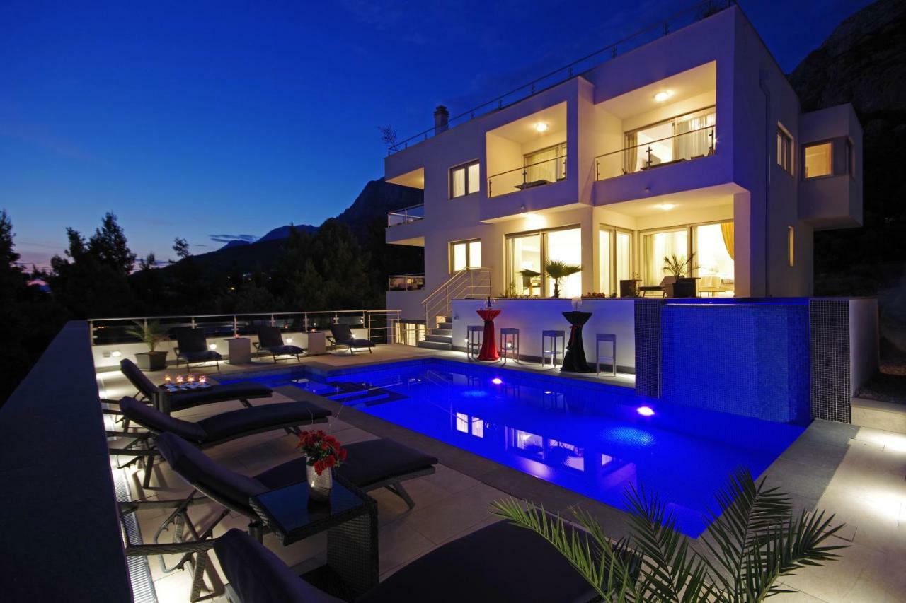 Villa Inis Макарска Экстерьер фото
